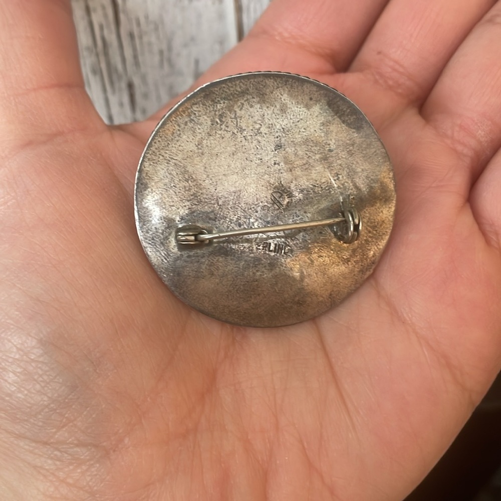 Sterling silver sombrero brooch - Picture 3 of 5